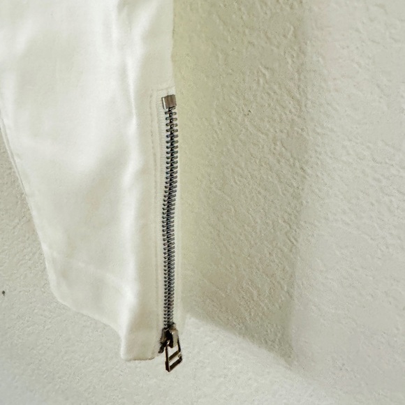 Veronica Beard Tailored White Ankle Zip Skinny Pants Size 2 - Picture 8 of 10